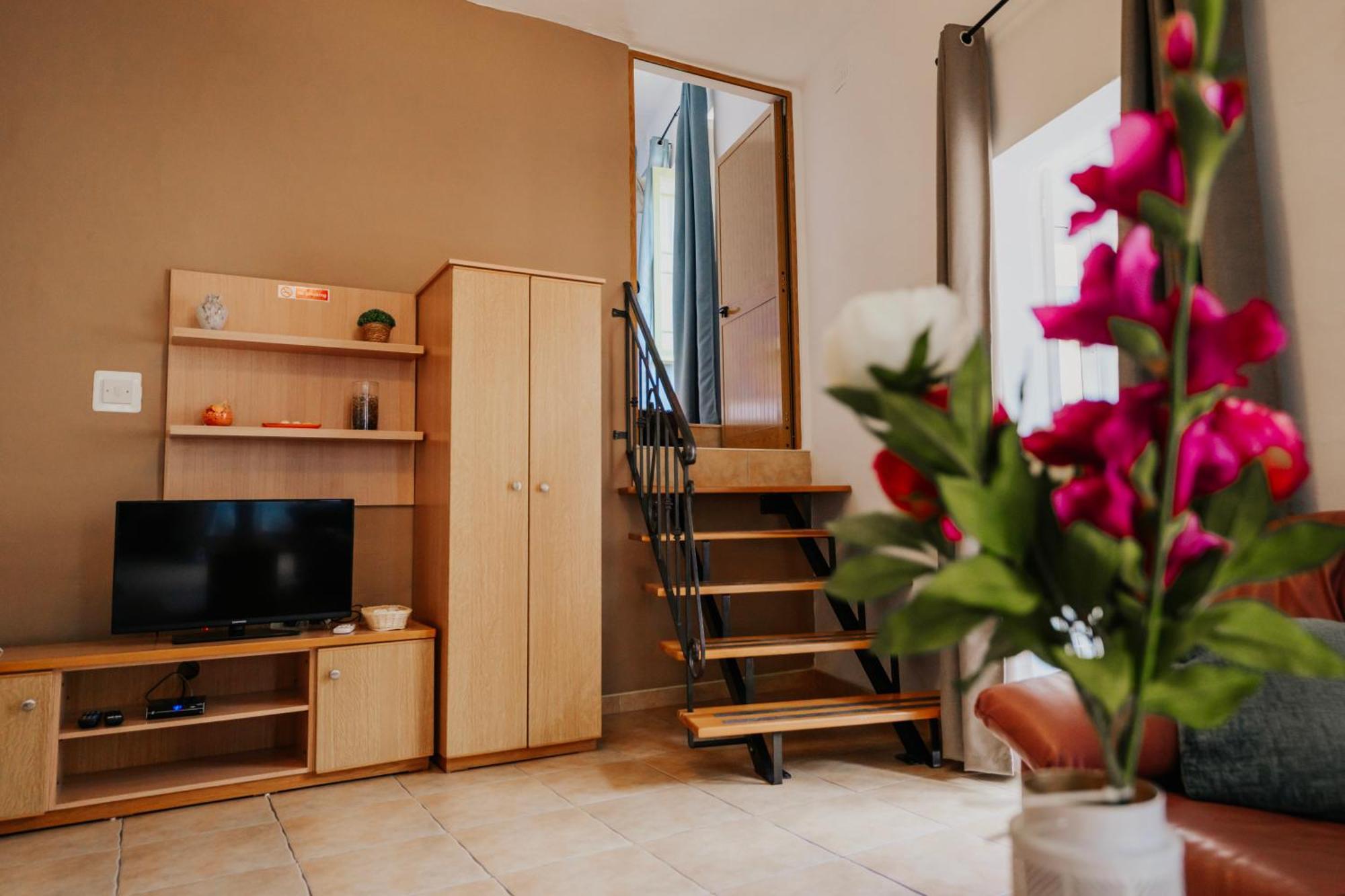 Gelmif Apartments Il-Il-Birgu Extérieur photo